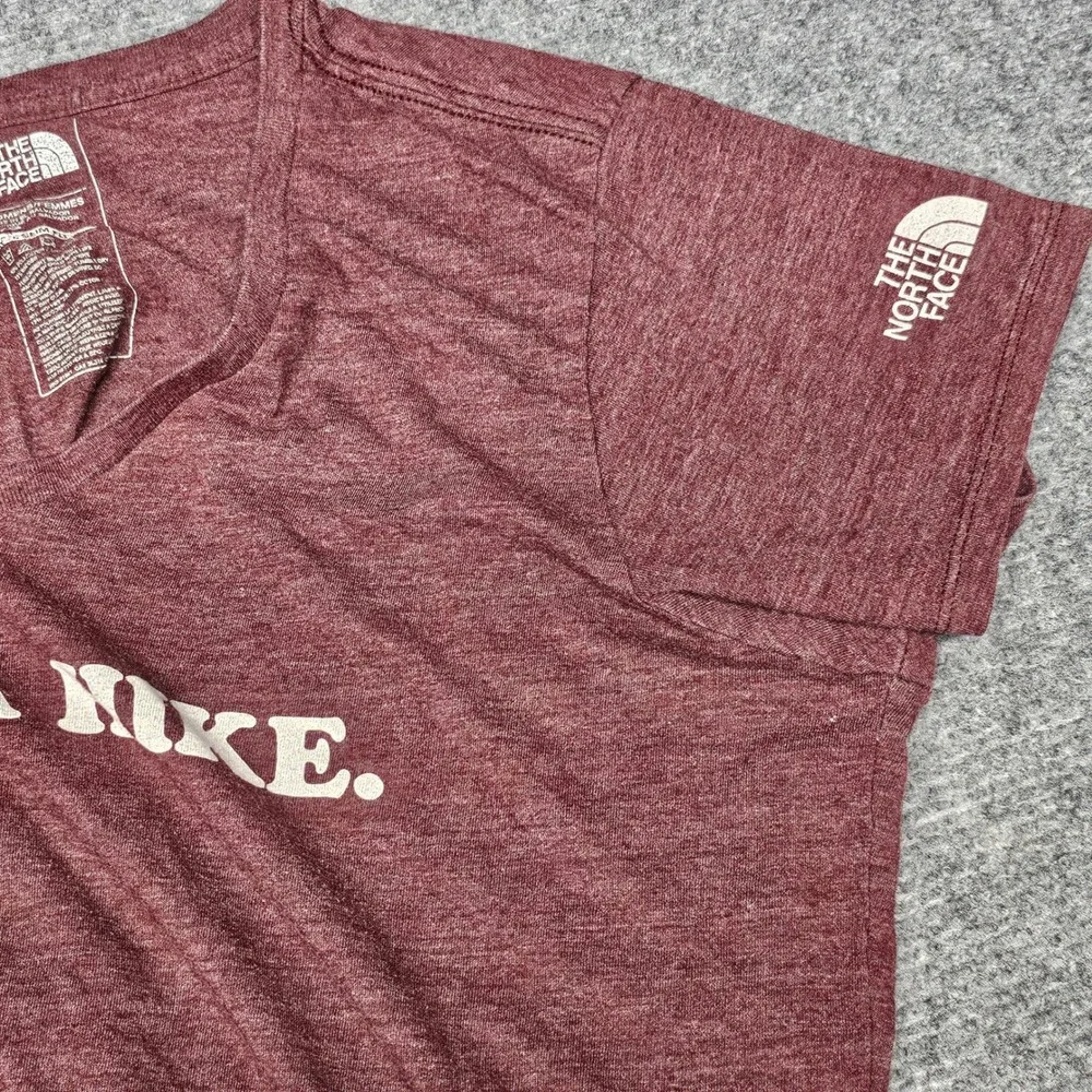 The North Face T-Shirt Womens L Red Take A Hike Graphic V-Neck Outdoor Gorpcore